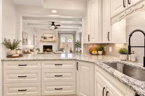 6020 E University Blvd #117, Dallas, TX 75206