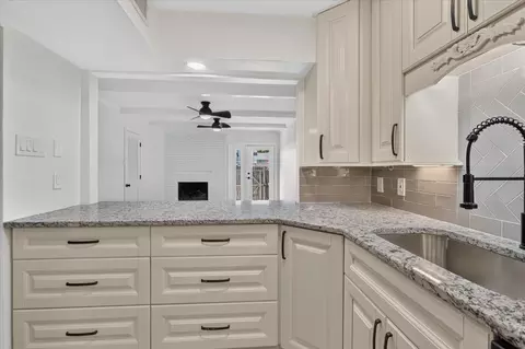 6020 E University Blvd #117, Dallas, TX 75206