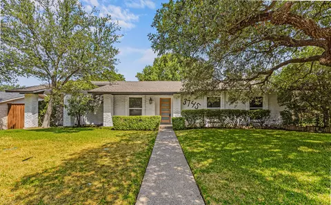 3745 Blue Trace Ln, Farmers Branch, TX 75244
