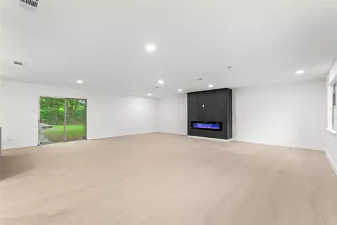 Living - 110 Hackberry St, Lancaster, TX 75146 photo 2 of 6