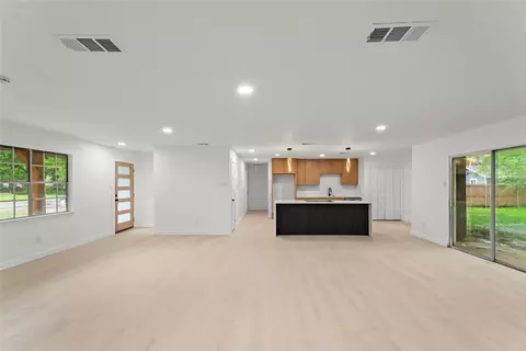 Living - 110 Hackberry St, Lancaster, TX 75146 photo 1 of 6