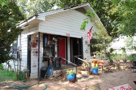234 W 74th St, Shreveport, LA 71106