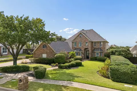 1513 Parkview Dr, Garland, TX 75043