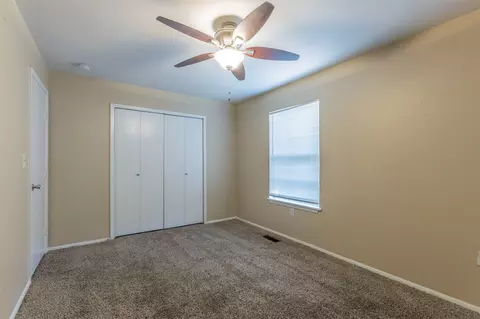 Bedroom - 1500 Lake Shore Dr #802, Waco, TX 76708 photo 3 of 8