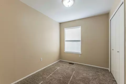 Bedroom - 1500 Lake Shore Dr #802, Waco, TX 76708 photo 8 of 8