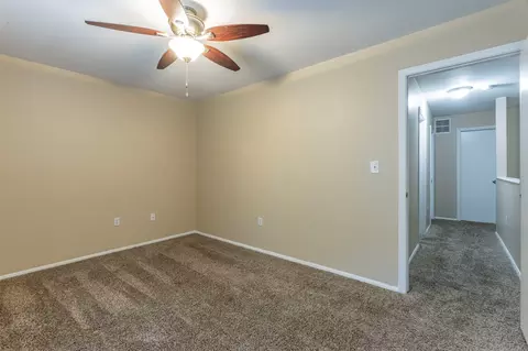 Bedroom - 1500 Lake Shore Dr #802, Waco, TX 76708 photo 4 of 8
