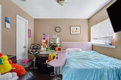 Bedroom - 1024 Old Barn Ln, Mesquite, TX 75149 photo 5 of 5