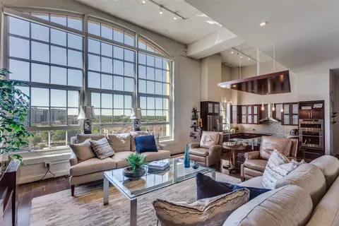 2600 W 7th St #1717, Fort Worth, TX 76107