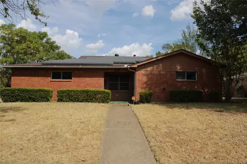212 N Longacre Ln, Dallas, TX 75217