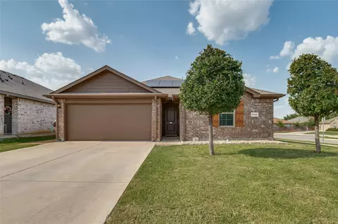 6929 Whisper Fld, Fort Worth, TX 76120