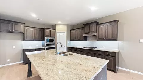 Kitchen - 824 Dove Cv, Argyle, TX 76226 photo 2 of 3