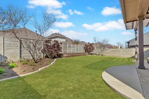 Exterior - 1120 8th St, Argyle, TX 76226 photo 5 of 7