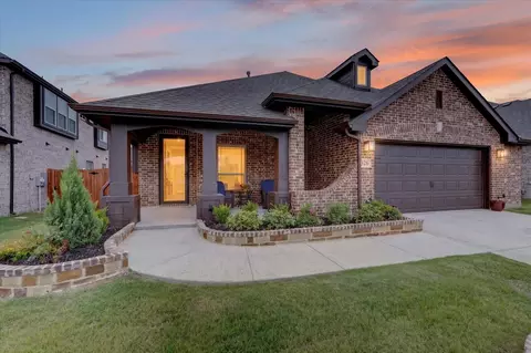 326 Atlas Cedar, Glenn Heights, TX 75154
