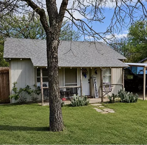 106 Gandy St, Lipan, TX 76462