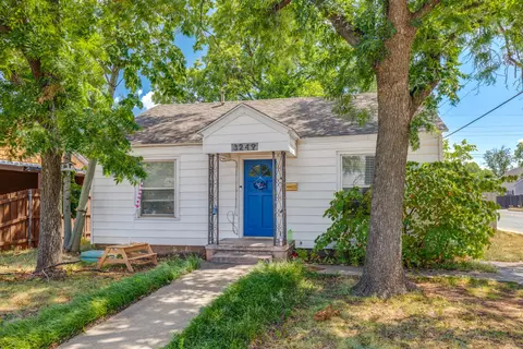 3249 S 4th St, Abilene, TX 79605