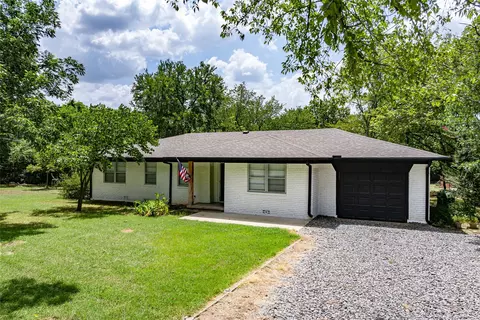 414 Flowing Wells Rd, Pottsboro, TX 75076