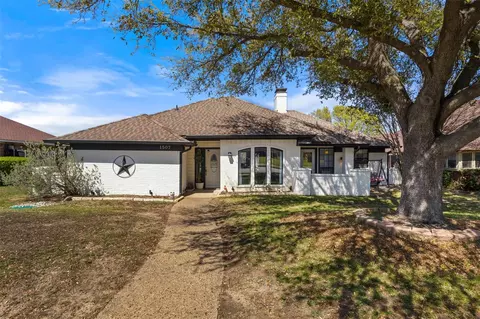 1507 Sugar Creek Dr, Carrollton, TX 75007