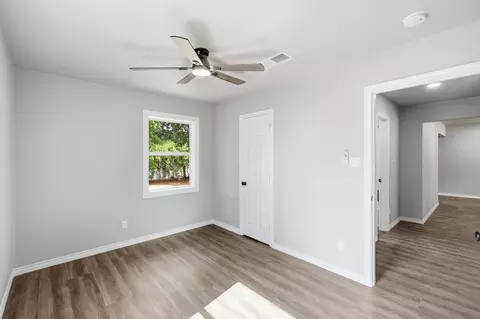 Bedroom - 214 Evans St, Pilot Point, TX 76258 photo 1 of 2