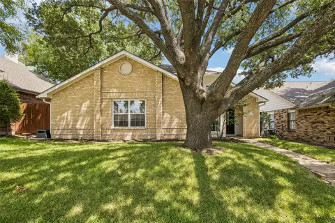 1524 Livingston Dr, Plano, TX 75093