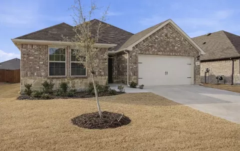 114 Sunberry Dr, Caddo Mills, TX 75135