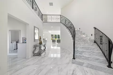 7725 Lakeview Cir, Fort Worth, TX 76179