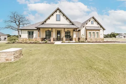 171 Rio Rancho Dr, Decatur, TX 76234