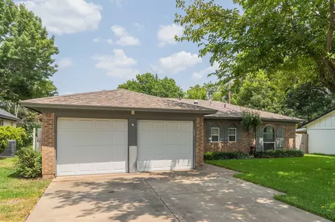 6980 Cox Ln, North Richland Hills, TX 76182
