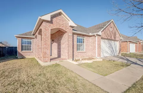 1913 Grand Fir Dr, Little Elm, TX 75068