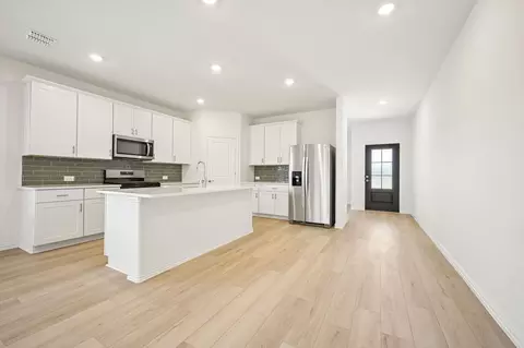 2130 Longchamp Ln, Seagoville, TX 75159