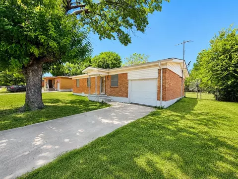 5340 Conroy St, Fort Worth, TX 76134