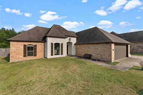 6905 Brighton Oak Cir, Keithville, LA 71047