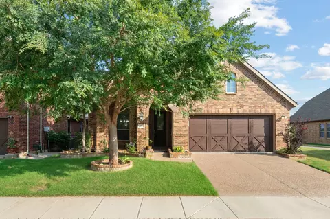 2800 Cole Castle Dr, Lewisville, TX 75056