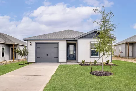 8316 White Wolf Trl, Ponder, TX 76259