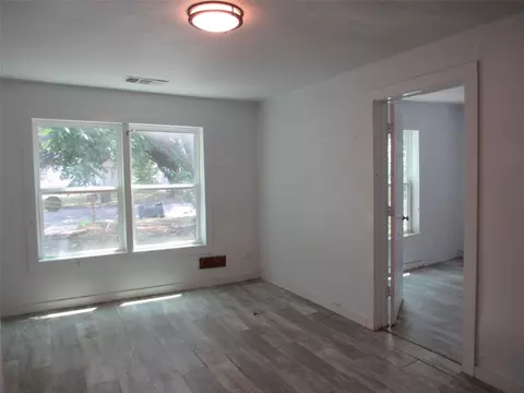 Living - 2705 Summer Ave, Waco, TX 76708 photo 1 of 4