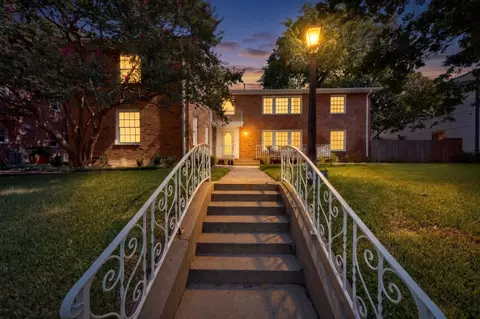 4548 Roland Ave #A, Dallas, TX 75219