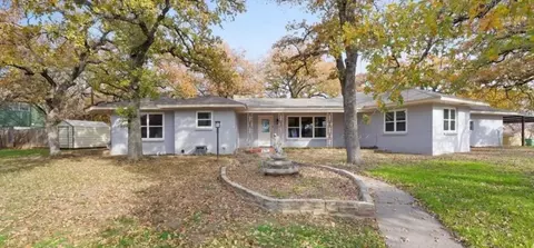 715 Morningside Dr, Mineral Wells, TX 76067