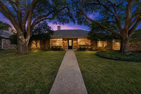 2411 Aspen St, Richardson, TX 75082