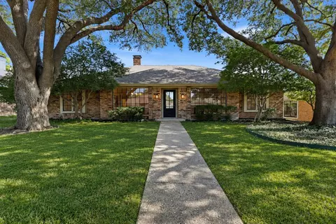 2411 Aspen St, Richardson, TX 75082