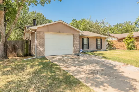 2817 Eddie Pl, Fort Worth, TX 76140