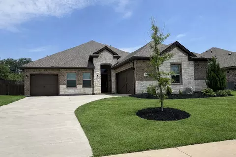 702 Audrey Ln, Mansfield, TX 76063
