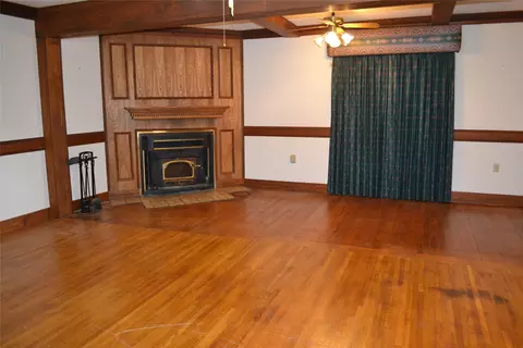 Living - 1895 Dorcheat, Minden, LA 71055 photo 1 of 2