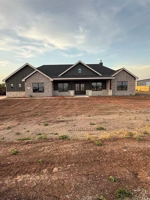 138 Northwind Trl, Ovalo, TX 79541