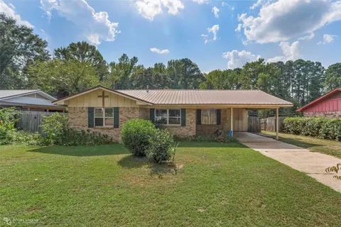 116 General Beauregard, Vivian, LA 71082