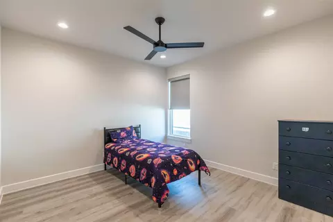 Bedroom - 5014 Cranbrook Dr, Abilene, TX 79606 photo 8 of 9