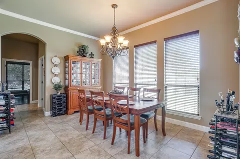 Dining - 8401 Fullerton Dr, Cleburne, TX 76033 photo 1 of 3