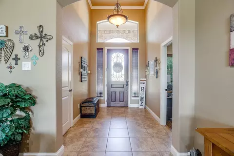 Entry Way - 8401 Fullerton Dr, Cleburne, TX 76033 photo 1 of 1