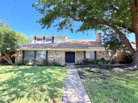 3837 Shadycreek Dr, Garland, TX 75042