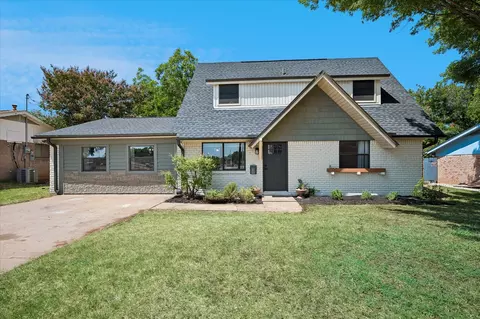 6729 Marilyn Ln, North Richland Hills, TX 76180