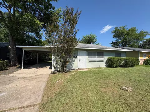 8408 David Dr, Shreveport, LA 71106