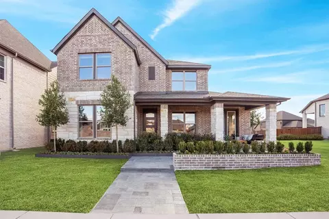 723 Grand Oak Dr, Fate, TX 75189